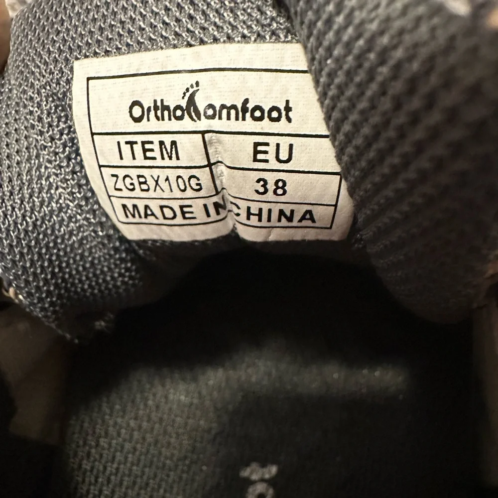 OrthoComfoot Women's Walking Shoes with Arch Support- like‎ new